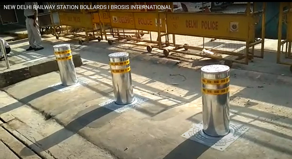 NEW DELHI RAILWAY STATION - Installations of Bollards by Brosis International